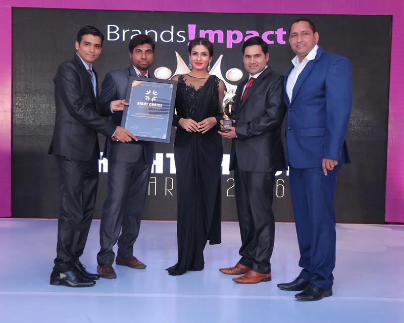 Brands Impact, Right Choice Awards, RCA, Award, Raveena Tandon