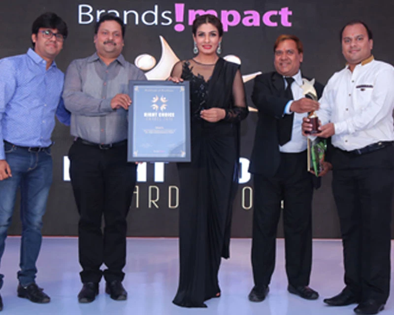 Brands Impact, Right Choice Awards, RCA, Award, Raveena Tandon