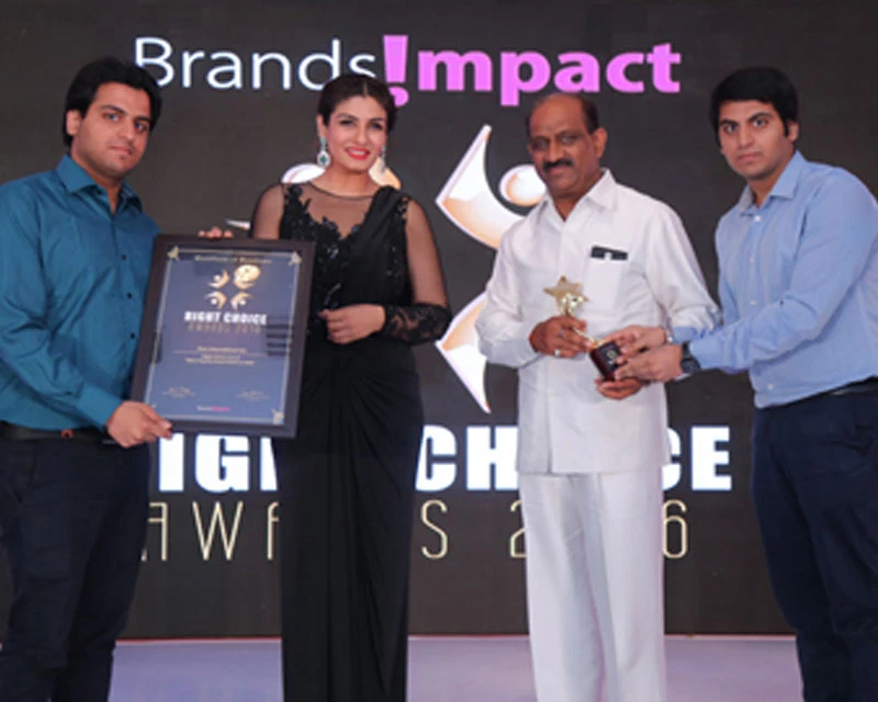 Brands Impact, Right Choice Awards, RCA, Award, Raveena Tandon