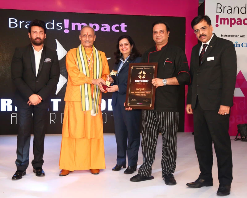 Brands Impact, Right Choice Awards, RCA, Award, Shekhar Suman, Raj Rishi Acharya Shri Sudarshan Ji Maharaj, Raj Rishi Acharya